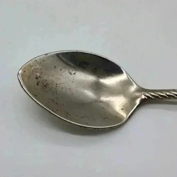 Kennedy Space Center Shuttle Souvenir Engraved Spoon Kitschy Cool - Picture 3 of 4